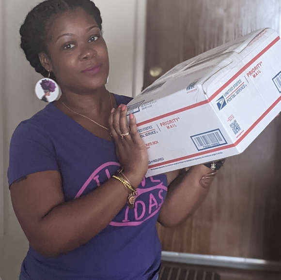 Meet your Posher, Carol - Picture 12 of 16